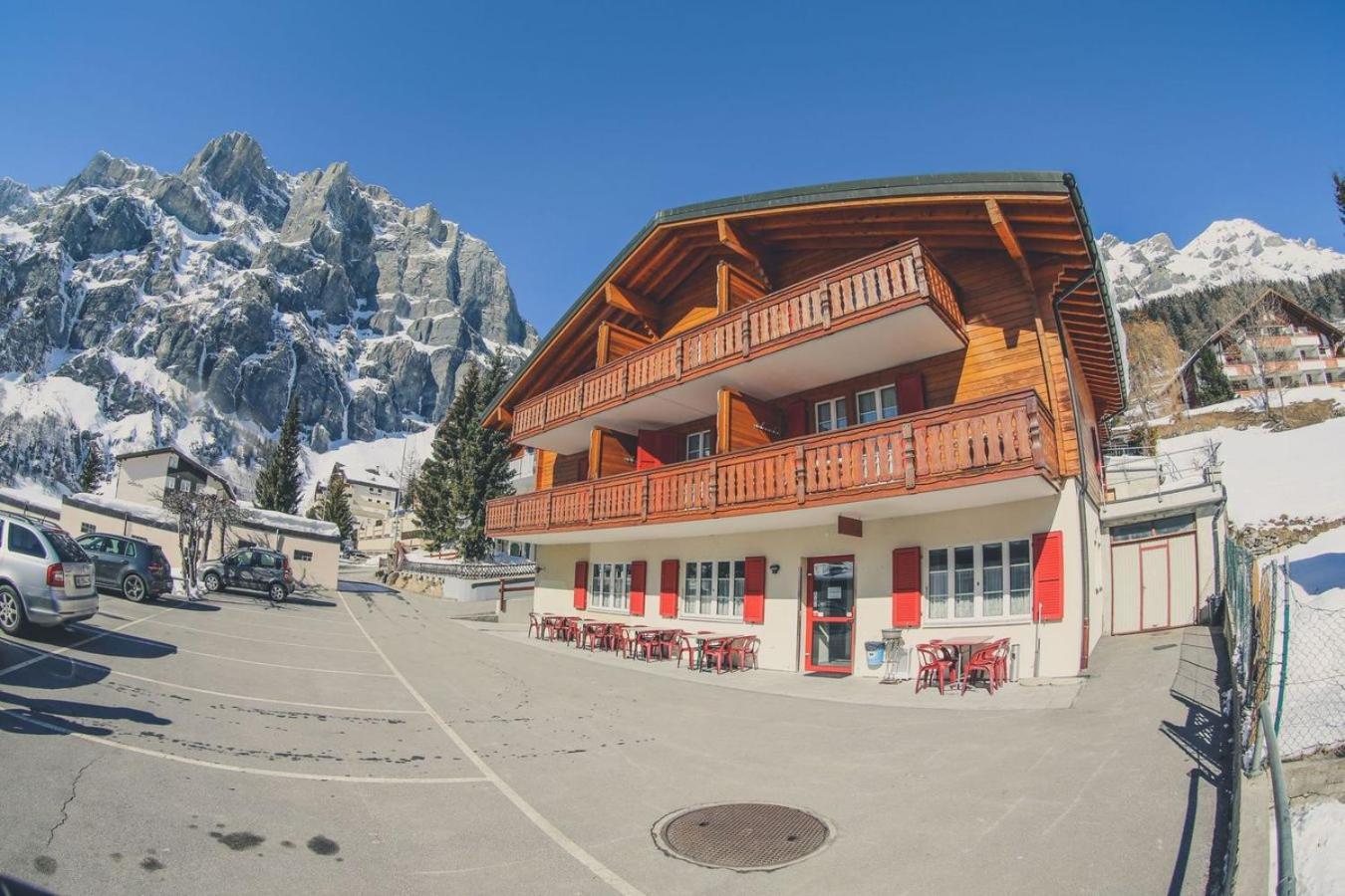 Touristenheim Bergfreude Leukerbad Exteriör bild