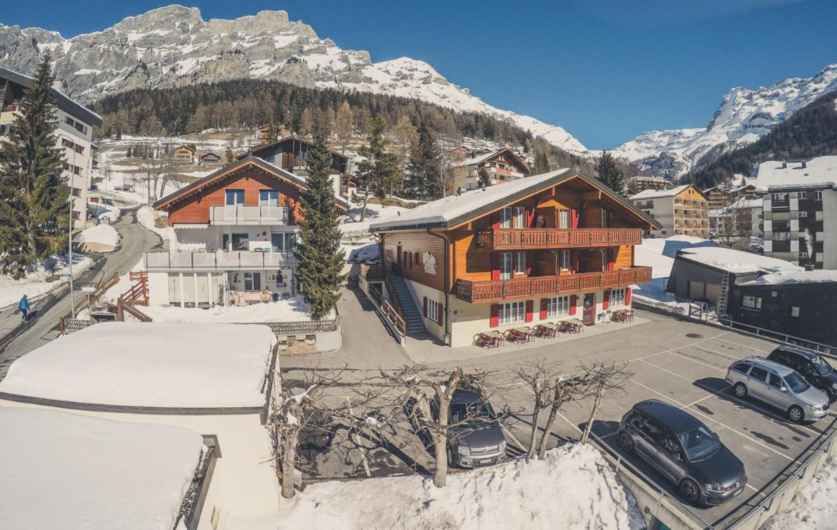 Touristenheim Bergfreude Leukerbad Exteriör bild